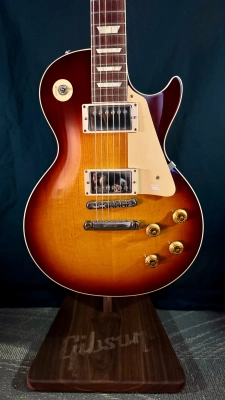 Gibson - R8 Bourbon Burst 3